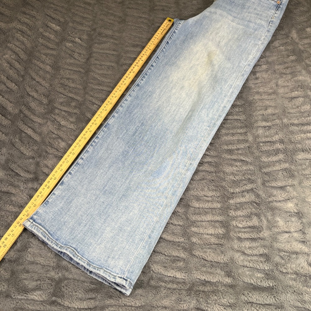 Mica Denim High Rise Wide Leg Jeans Light Wash Raw Hem Size 30 MTT-W3373LT - Picture 7 of 10